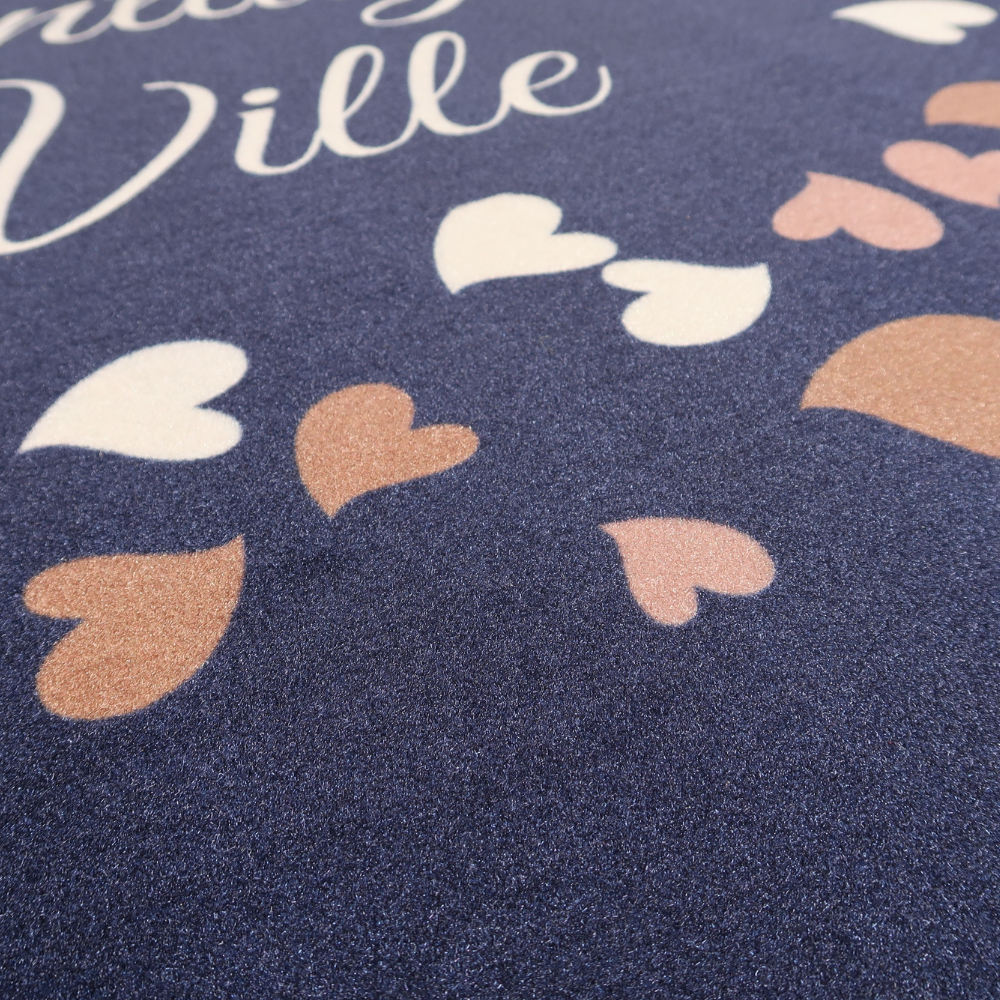 Matto juhliin omilla teksteillä