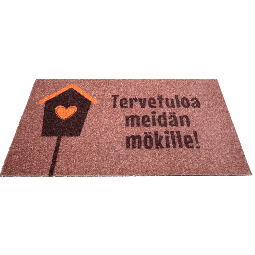 Personoitava ruskea kynnysmatto - linnunpönttö ja sydän