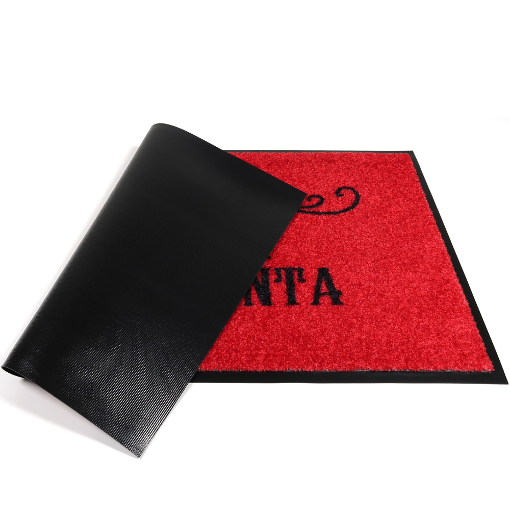 Personoitava punainen kynnysmatto omalla tekstillä