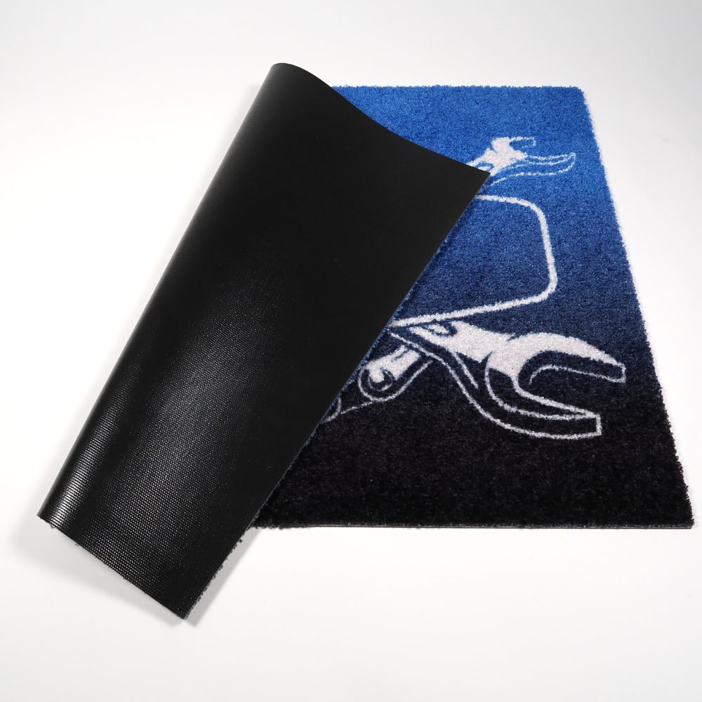 Personoitava matto omalla tekstillä tallille, hallille ja verstaalle