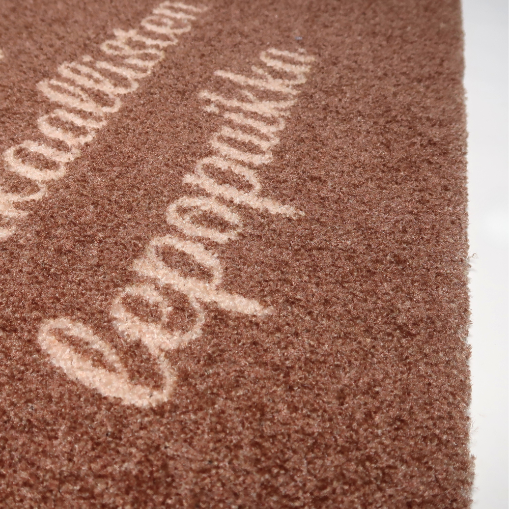 Lemmikin oma matto kruunu-kuviolla, personoitava