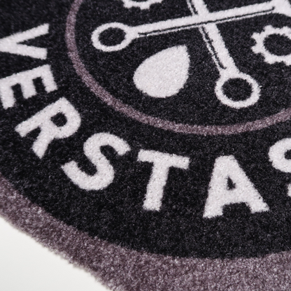 Personoitava matto tallille, pajalle tai verstaalle omalla tekstillä