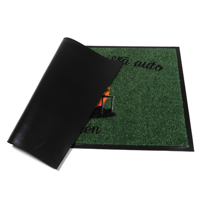 Retkeilyauton_matto_pohja