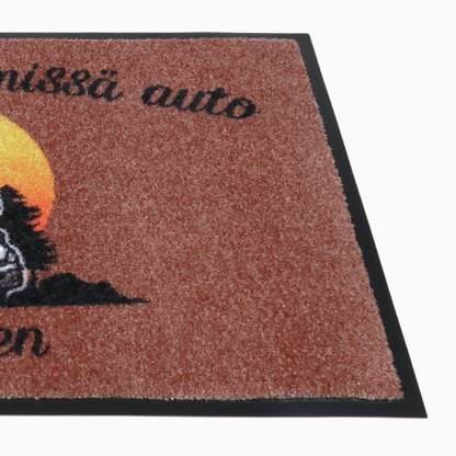 Matto retkeilyautoon omalla tekstillä